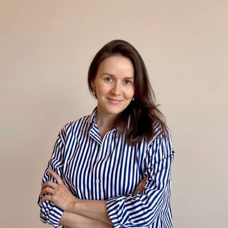 Portrait of Elena, founder of Edubury